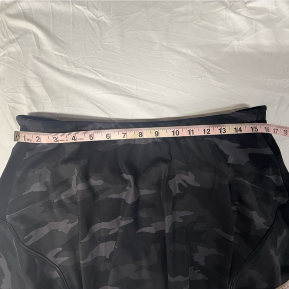 EUC Athleta Match Point Athletic Skort Gray Camouflage Medium - Picture 8 of 9